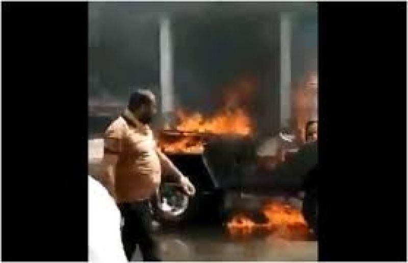 Man sets jeep on fire in rage, video goes viral