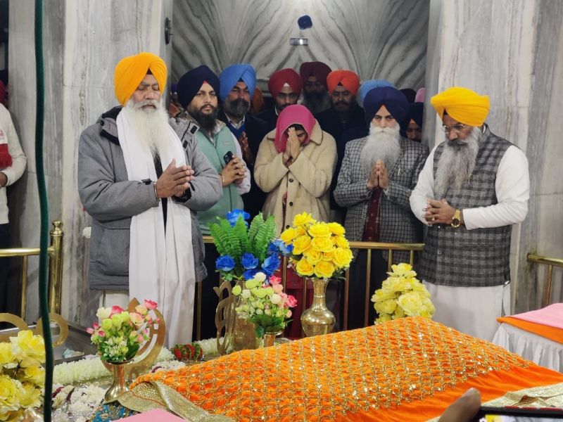 Guniv Kaur Majithia pays obeisance at Gurdwara Baba Buddha Sahib