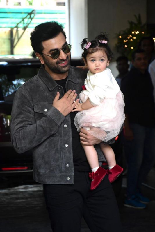 Ranbir Kapoor-Alia Bhatt reveal daughter Raha Kapoor’s face