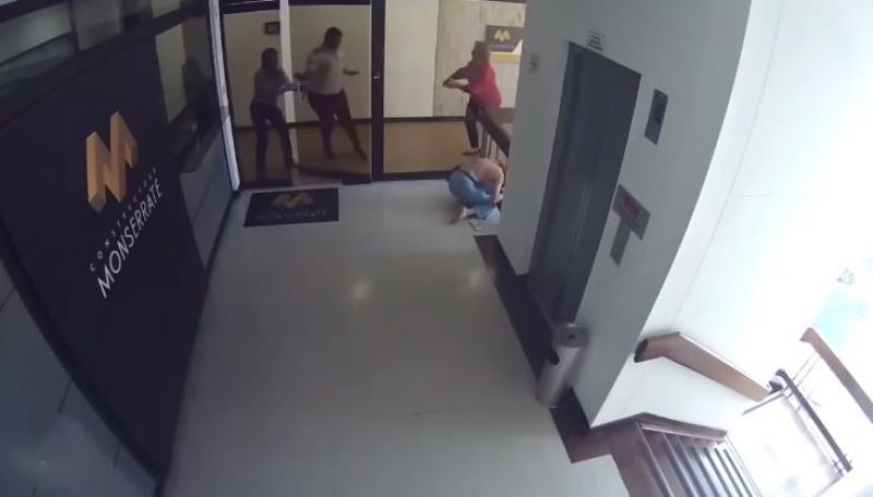 Mother's Incredible Reflexes Save Boy From Falling Off 4th Floor