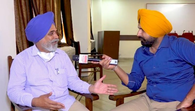 Senior Journalist Hamir Singh