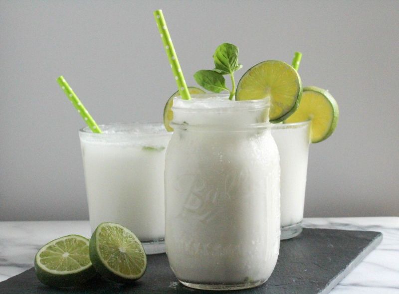coconut mojito