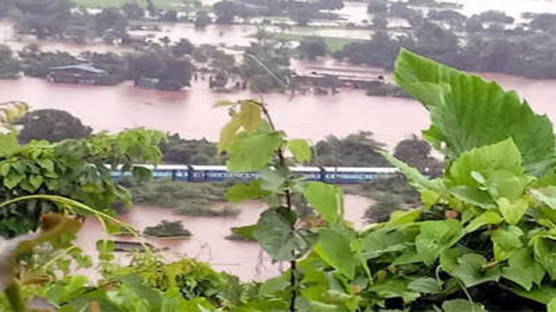 Mahalaxmi express badlapur