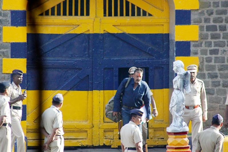 sanjay dutt in jail