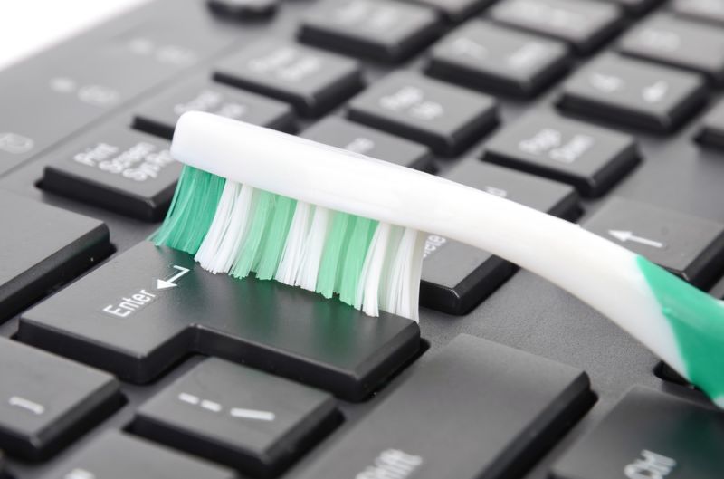 Reuse your old toothbrush in these ways 