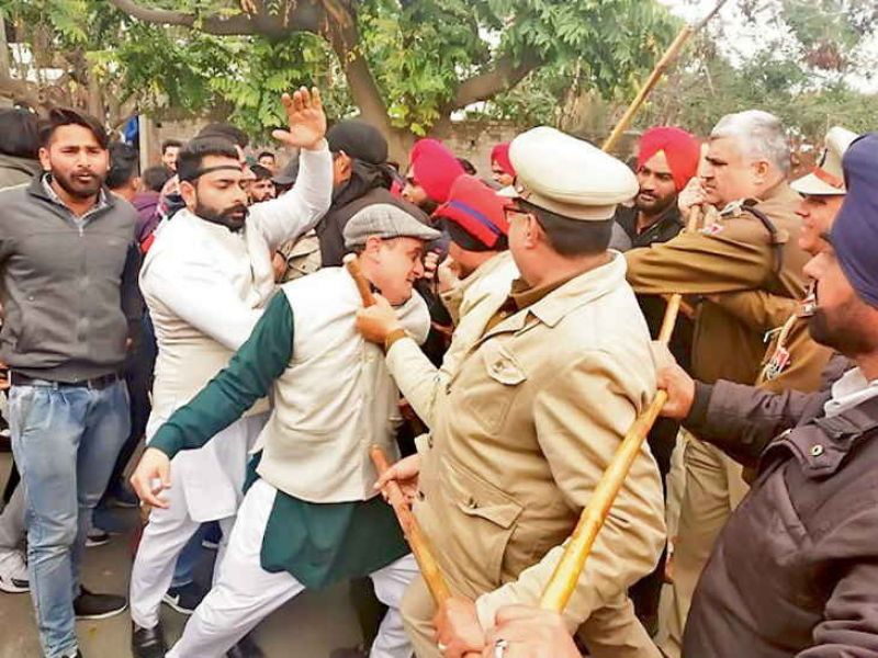 Protest against Sidhu in Hoshiarpur