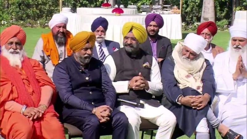  Before the elections, PM Modi met prominent people of the Sikh community