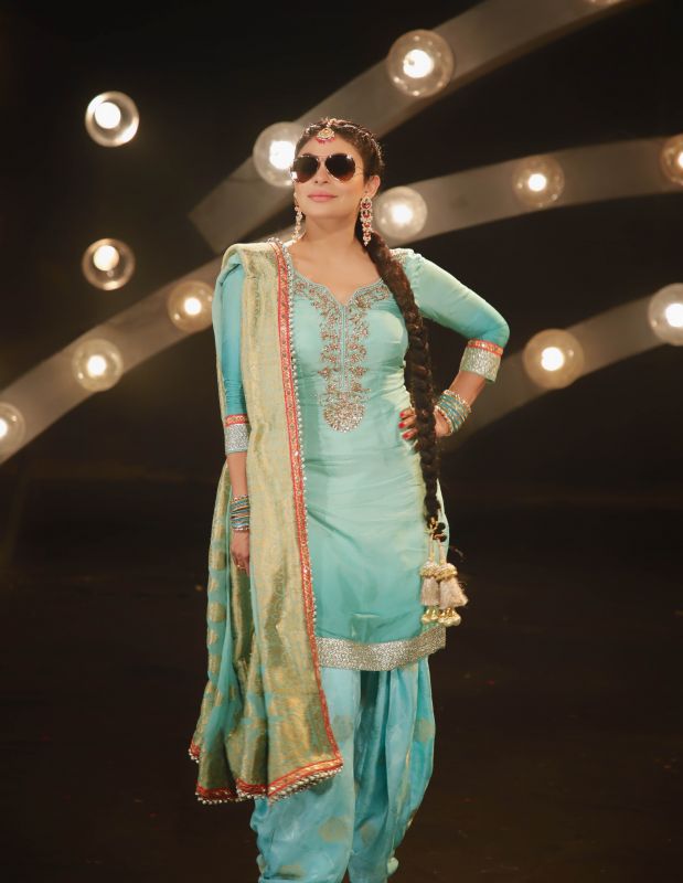 ‘Aate Di Chidi’ title track