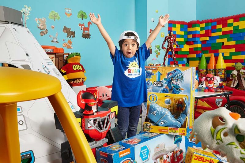 Ryan ToysReview