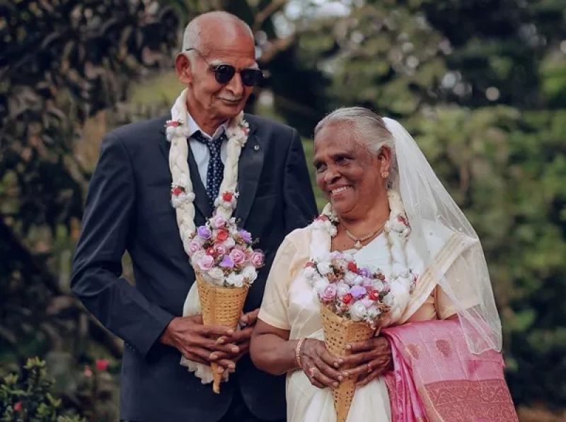 Wedding Photoshoot of old couple