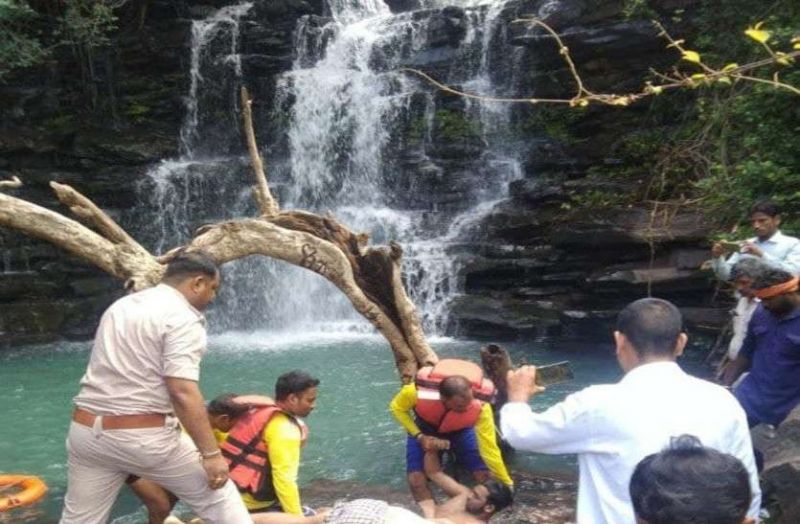 The young man slipped and fell into the pool