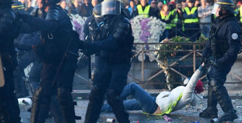 Petrol price hike in France