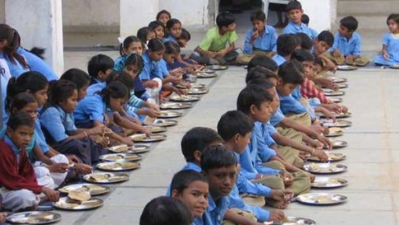 School Students Mid Day Meal