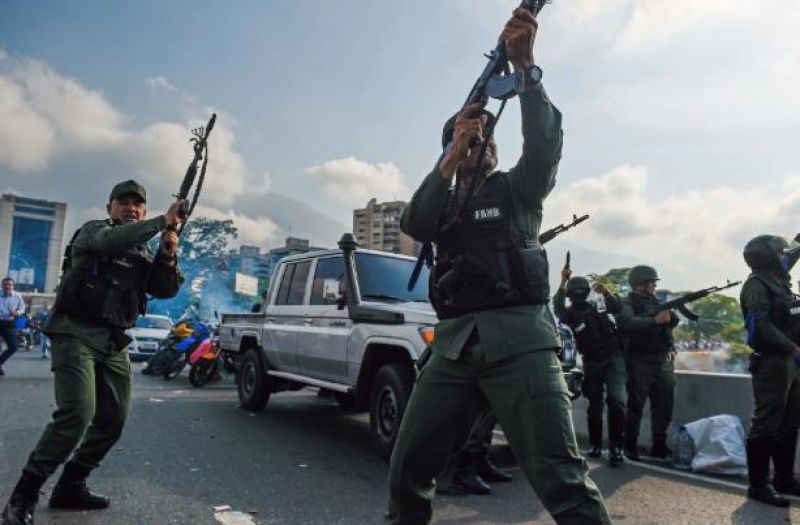 69 people injured in riots in Venezuela