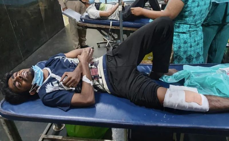 Two arrested men try to flee, shot at and caught