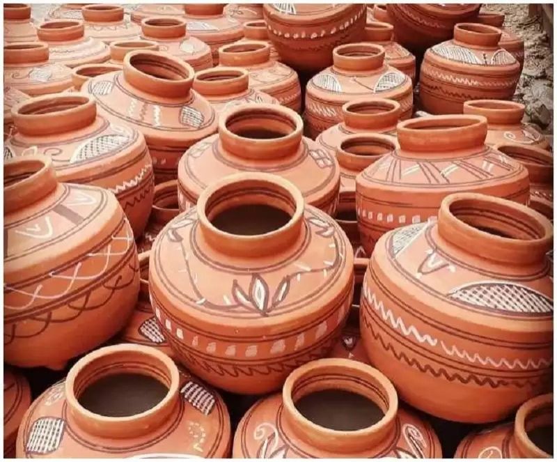 Disappeared clay pot