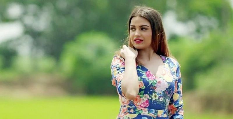 Himanshi Khurana