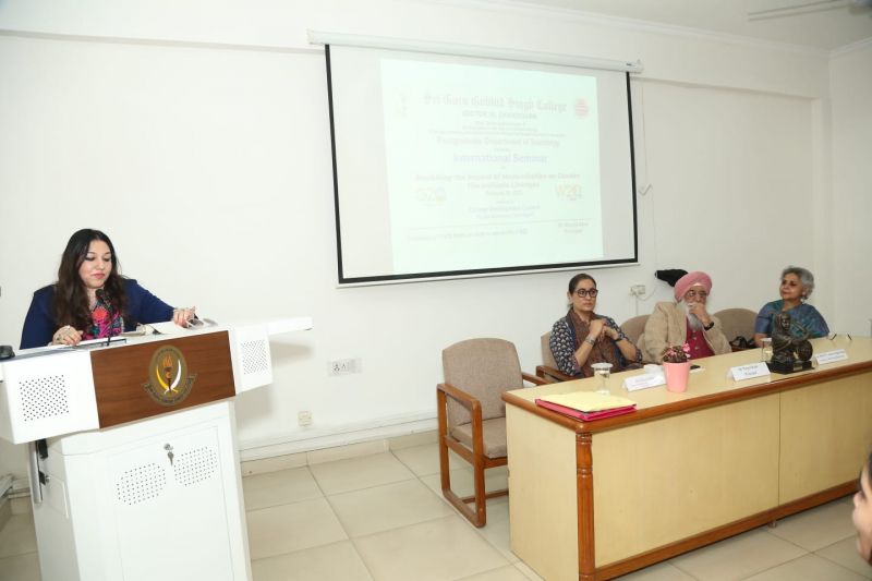 Prof, Rani Mehta Prof, Rani Mehta