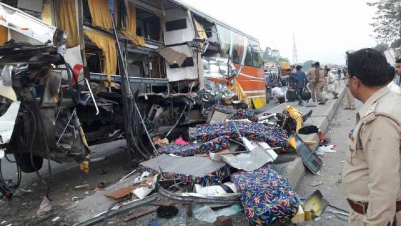 Delhi to Bihar bus accident, 5 dead