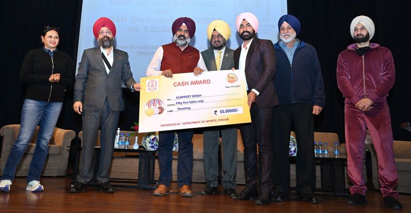 Sports Minister Pargat Singh distributed Rs 11.80 crore to players and coaches