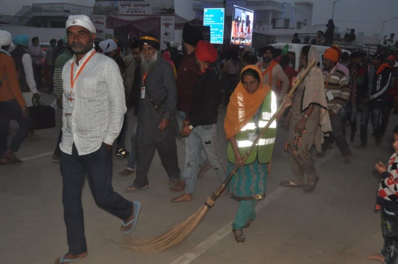 Despite influx of devotees cleanliness in Sultanpur Lodhi becomes talking point