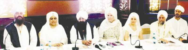 Japji Sahib translated into 19 languages