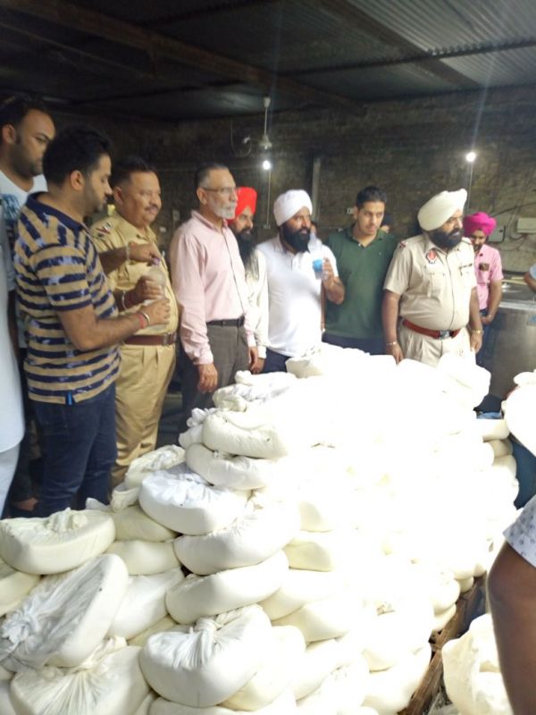  Mission Healthy Punjab Team checking