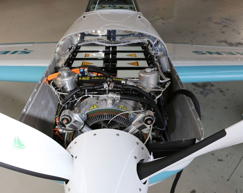 Prototype Plane Crash in Hungry 