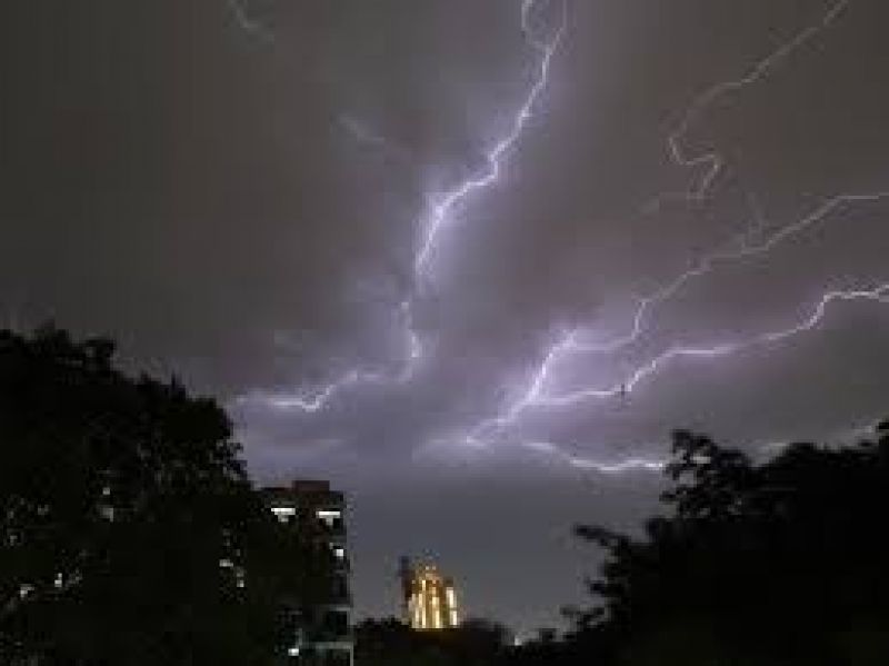 Lightning Pakistan