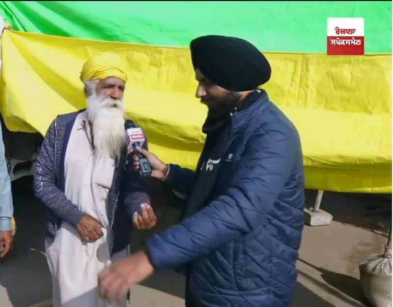 Charanjit Singh Surkhab with farmer