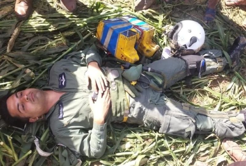  ( Indian Air Force plane crashes in Madhya Pradesh) 