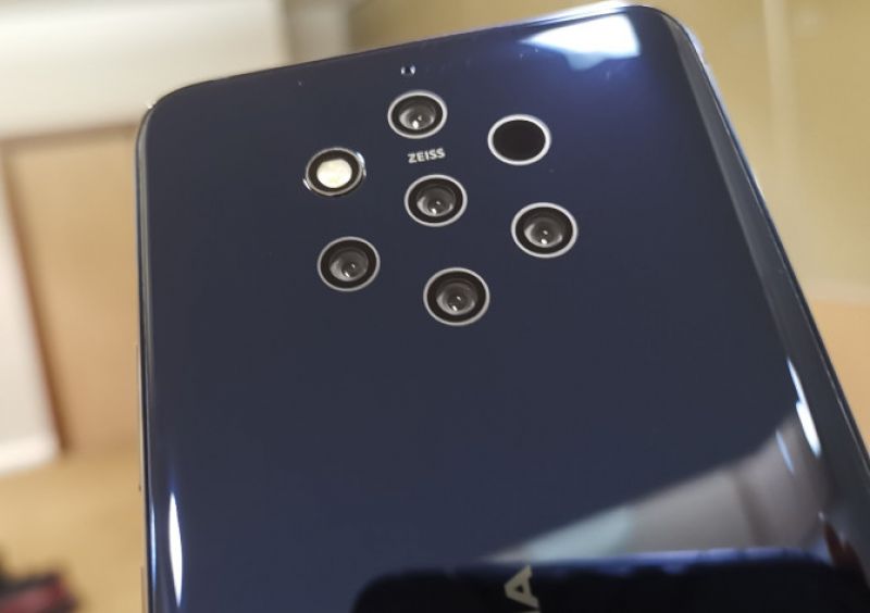 Nokia's 5-camera phone