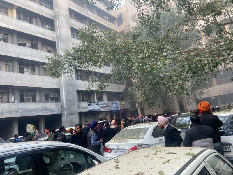 Massive blast in Ludhiana court complex