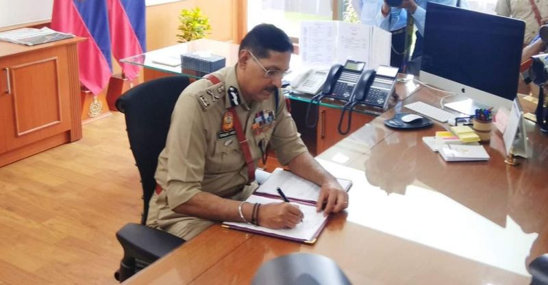 Tamil Nadu cadre IPS officer Sanjay Arora has become the new police commissioner of Delhi