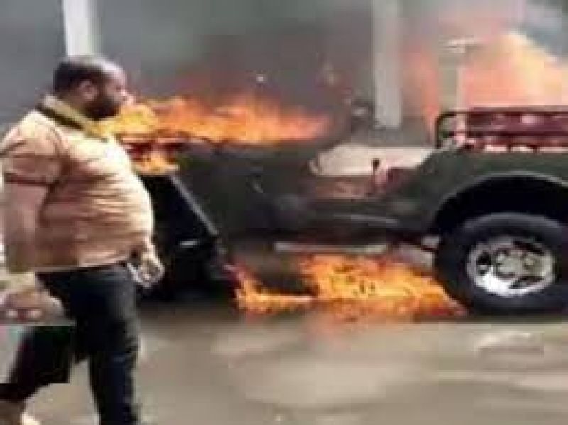 Man sets jeep on fire in rage, video goes viral