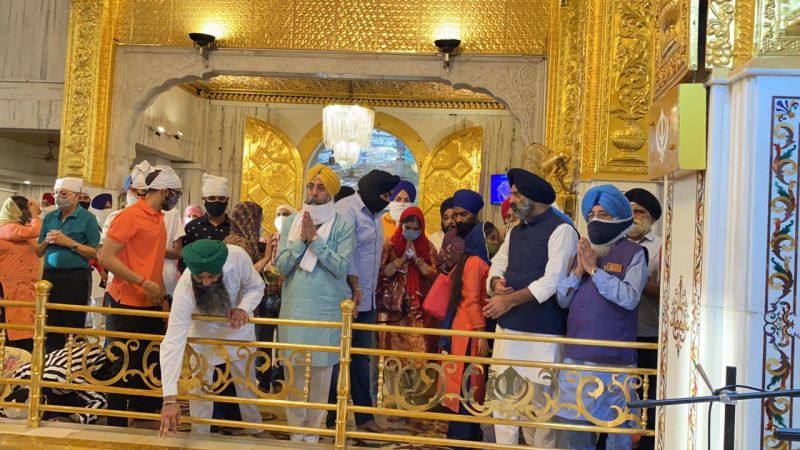  Sikh Girl Married Off In Her Own Community