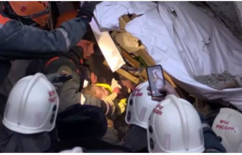  Baby pulled alive from tower block rubble