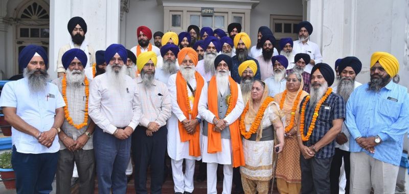 Devotees leave for Pakistan on Maharaja Ranjit Singh's death anniversary