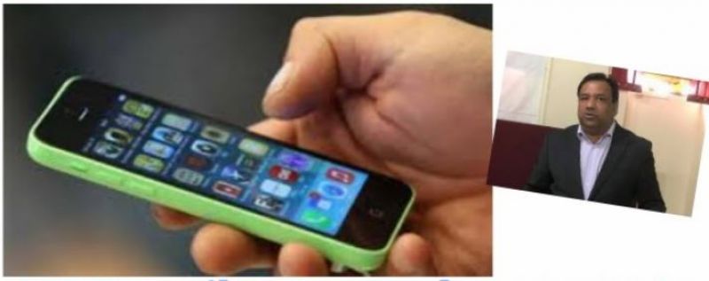 Pak-origin UK councillor sends photo of topless woman