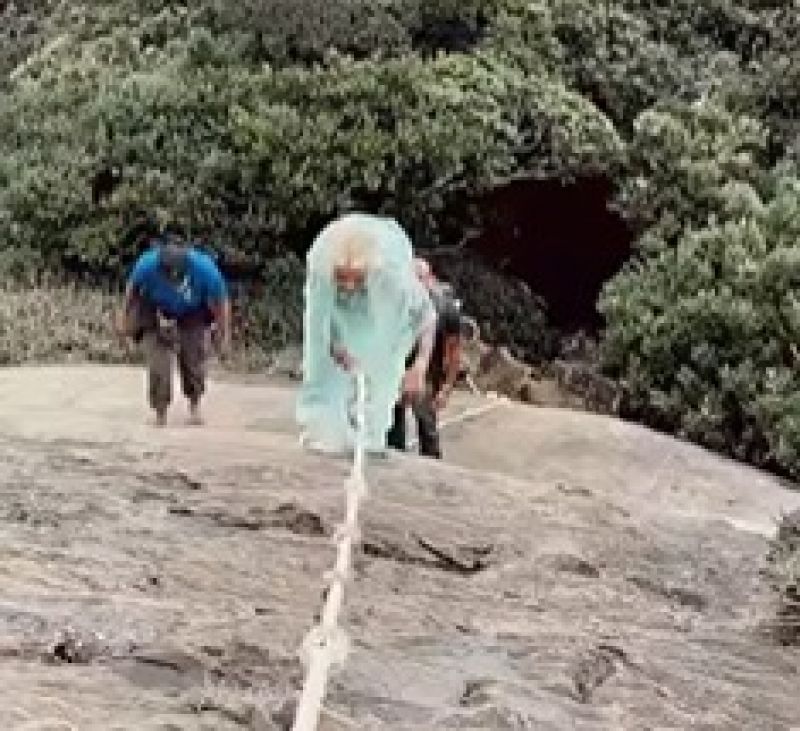Salute to old man's spirit and courage, 62 year old woman climbs 6000 feet high peak Salute to old man's spirit and courage, 62 year old woman climbs 6000 feet high peak