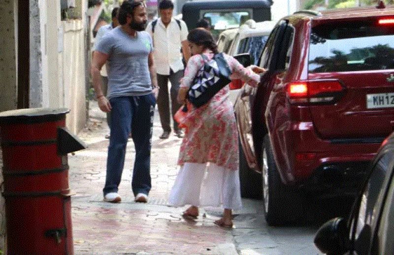 saif with his daughter sara