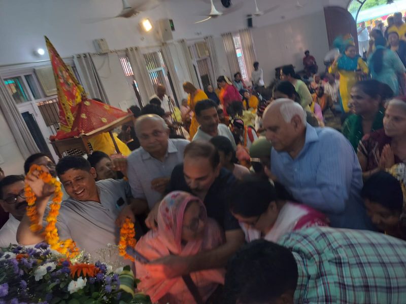 Sawan Shivratri celebrated at Shree Sanatan Dharam Mandir Sector 38C