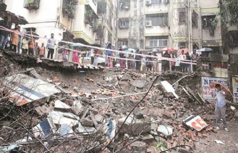Wall Collapse in mumbai