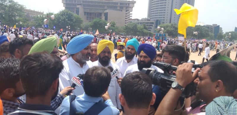 AAP leadership holds ‘dharna’ in Delhi