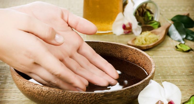 Hot oil manicure