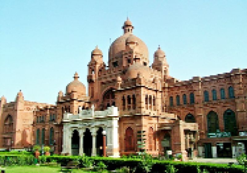 ਭਾਈ ਰਾਮ ਸਿੰਘ ਵਲੋਂ ਡਿਜ਼ਾਈਨ ਕੀਤਾ ਗਿਆ ਲਾਹੌਰ ਮਿਊਜ਼ੀਅਮ।