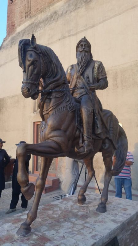 Maharaja Ranjeet Singh statue unveiling at Lahore Fort