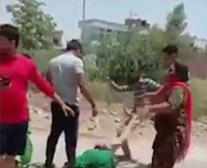 WOMAN BRUTALLY BEATEN ON THE STREET IN MUKTASAR