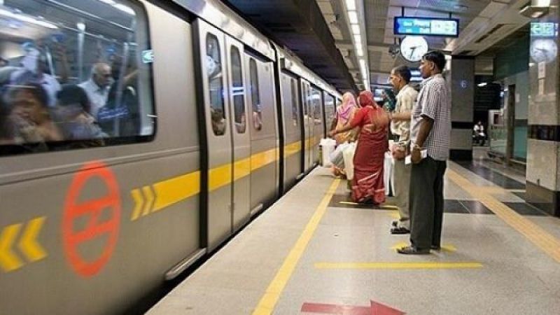 Arvind Kejriwal announces free metro
