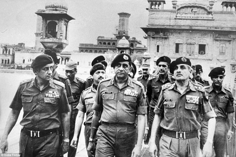 army at golden temple